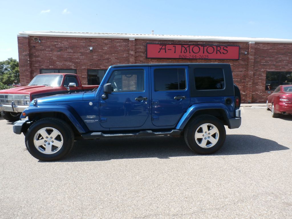 2010 Jeep Wrangler Unlimited Image 3