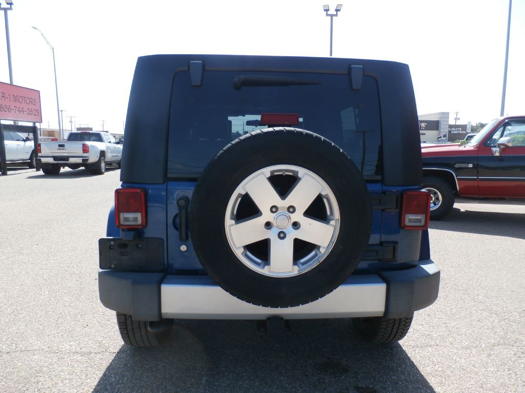 2010 Jeep Wrangler Unlimited Image 4