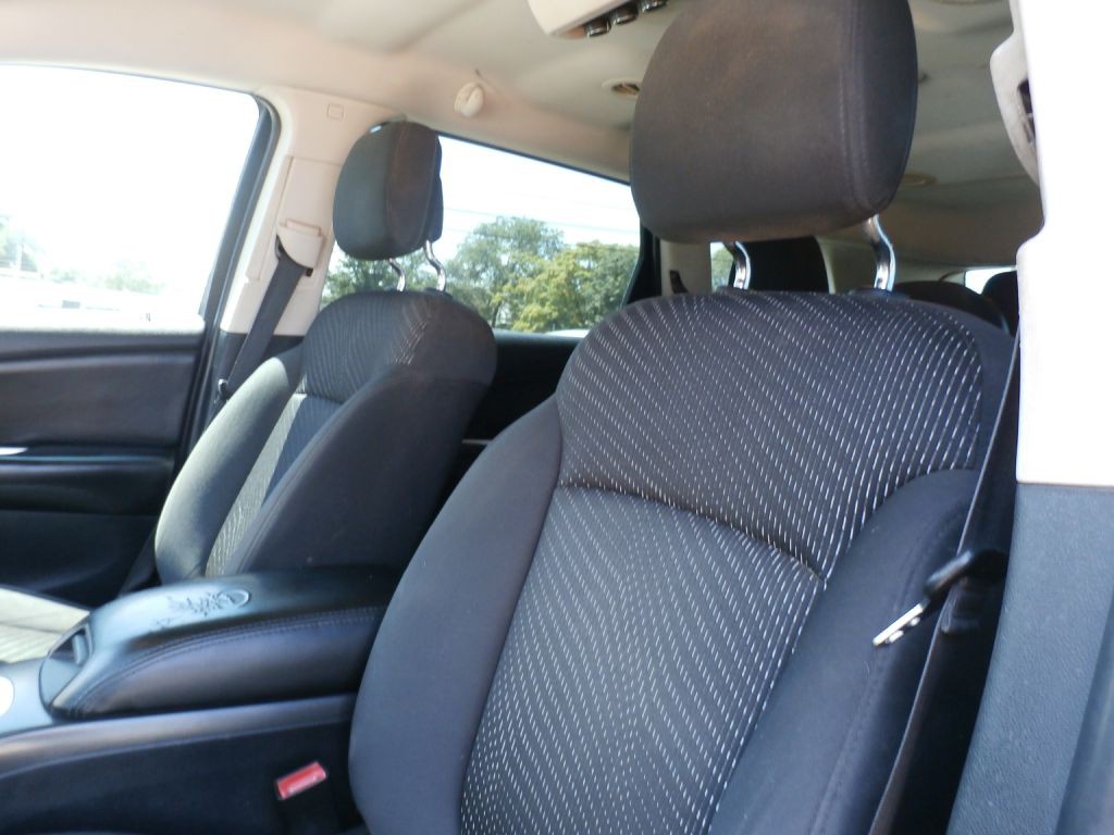 2015 Dodge Journey Image 9