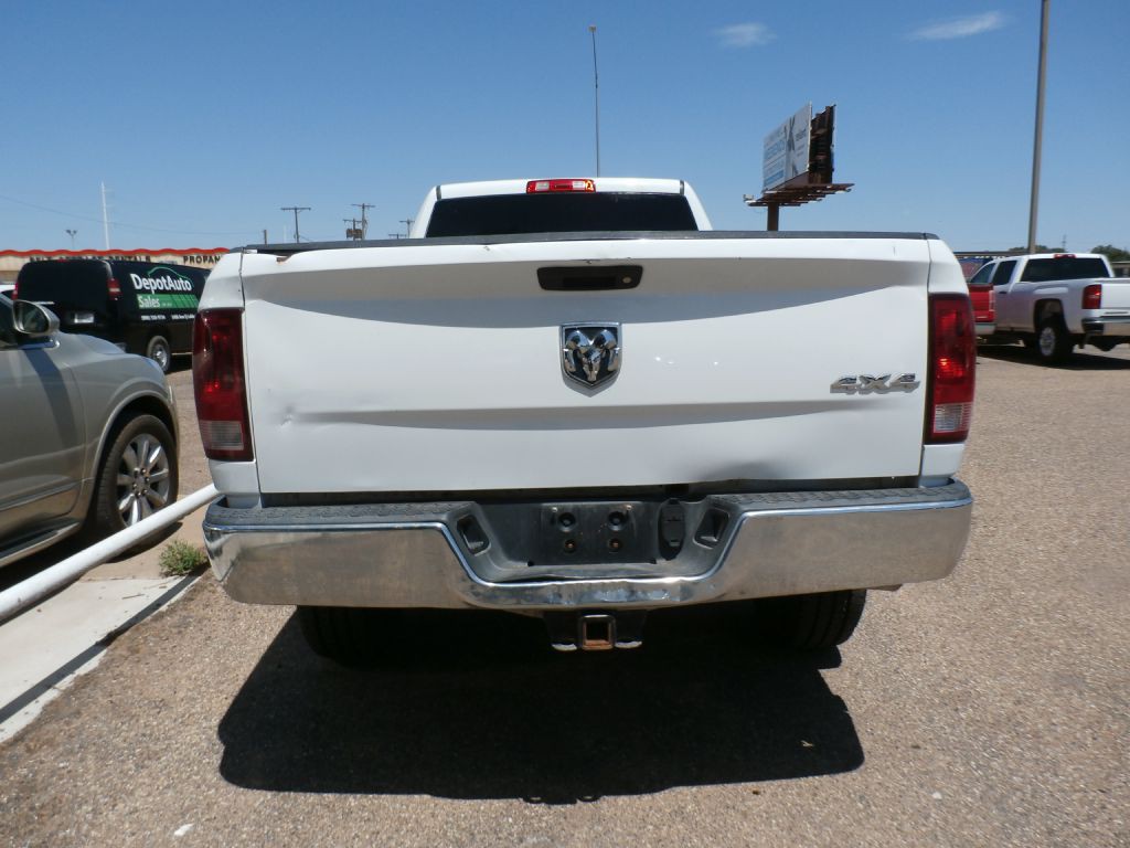 2015 RAM 3500 Image 4