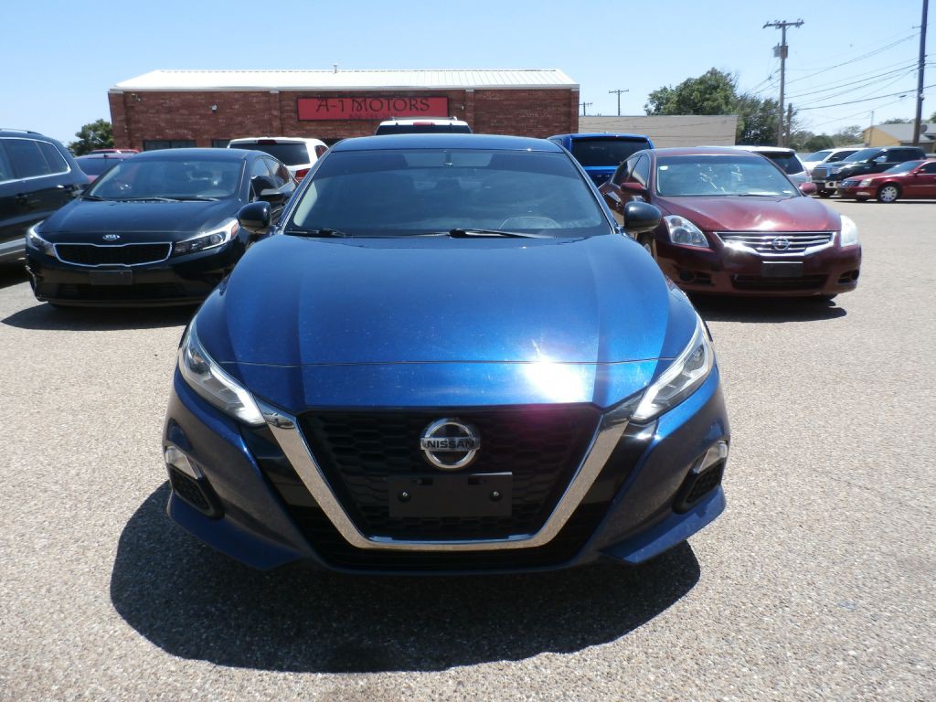 2019 Nissan Altima Image 2