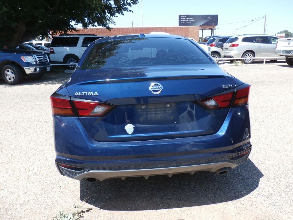 2019 Nissan Altima Image 4