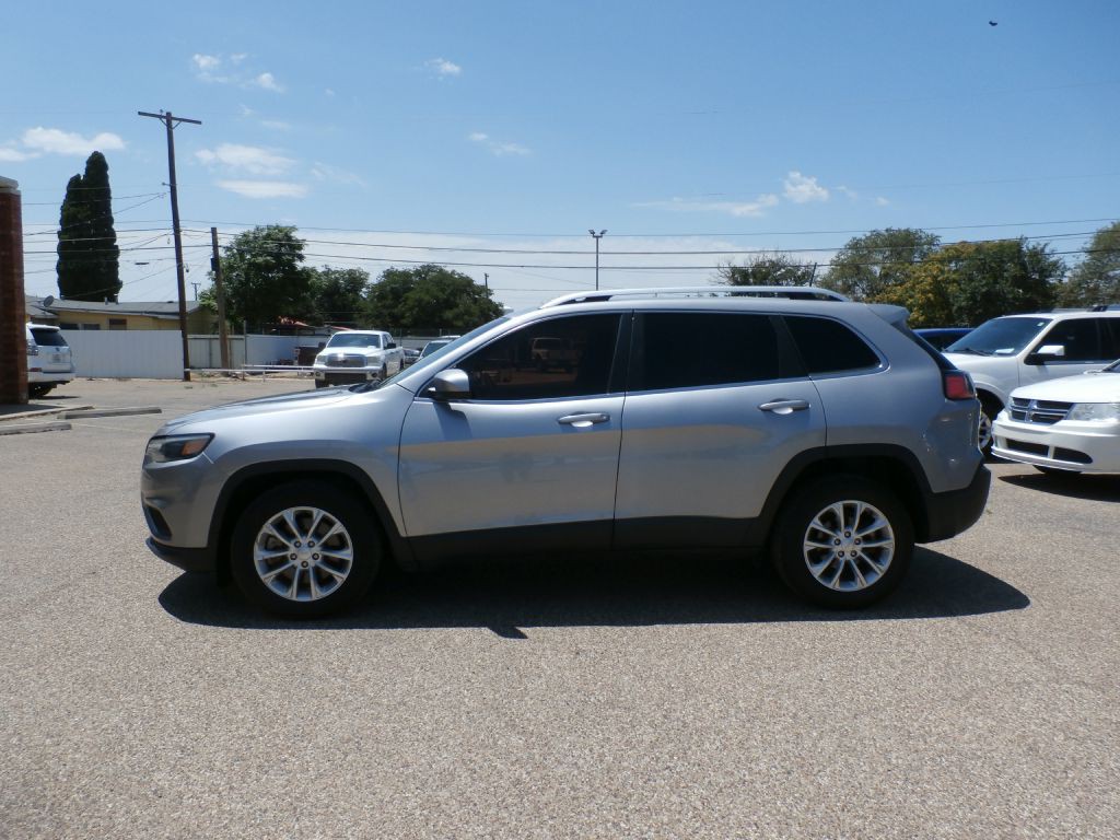 2019 Jeep Cherokee Image 1