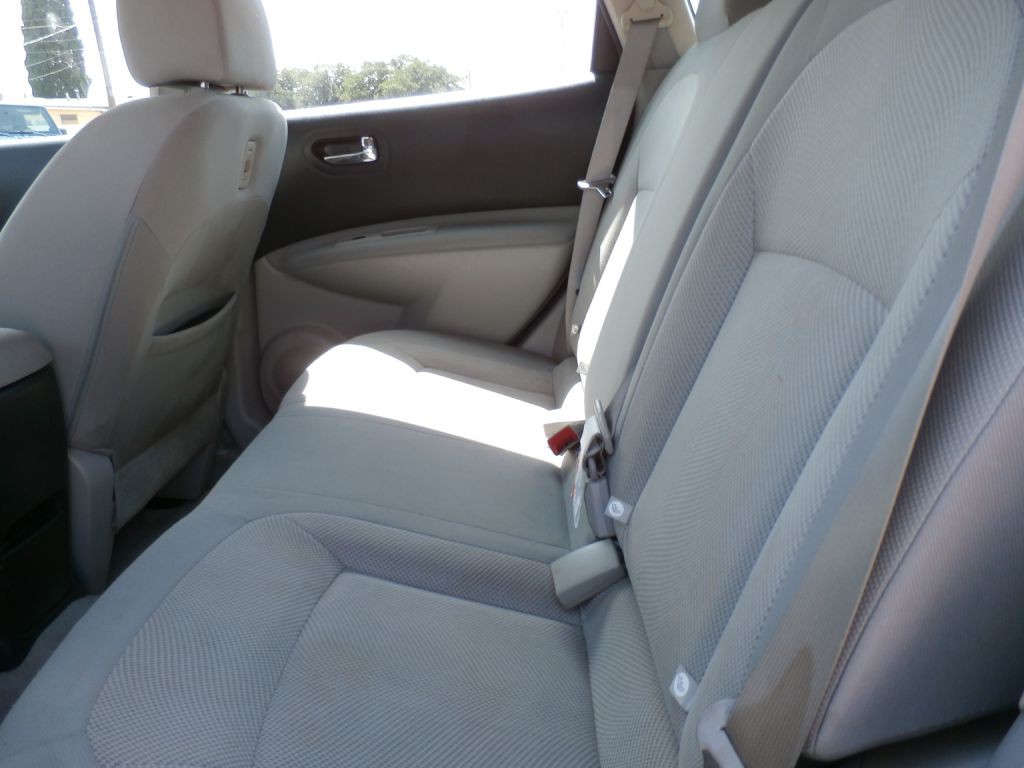 2012 Nissan Rogue Image 6