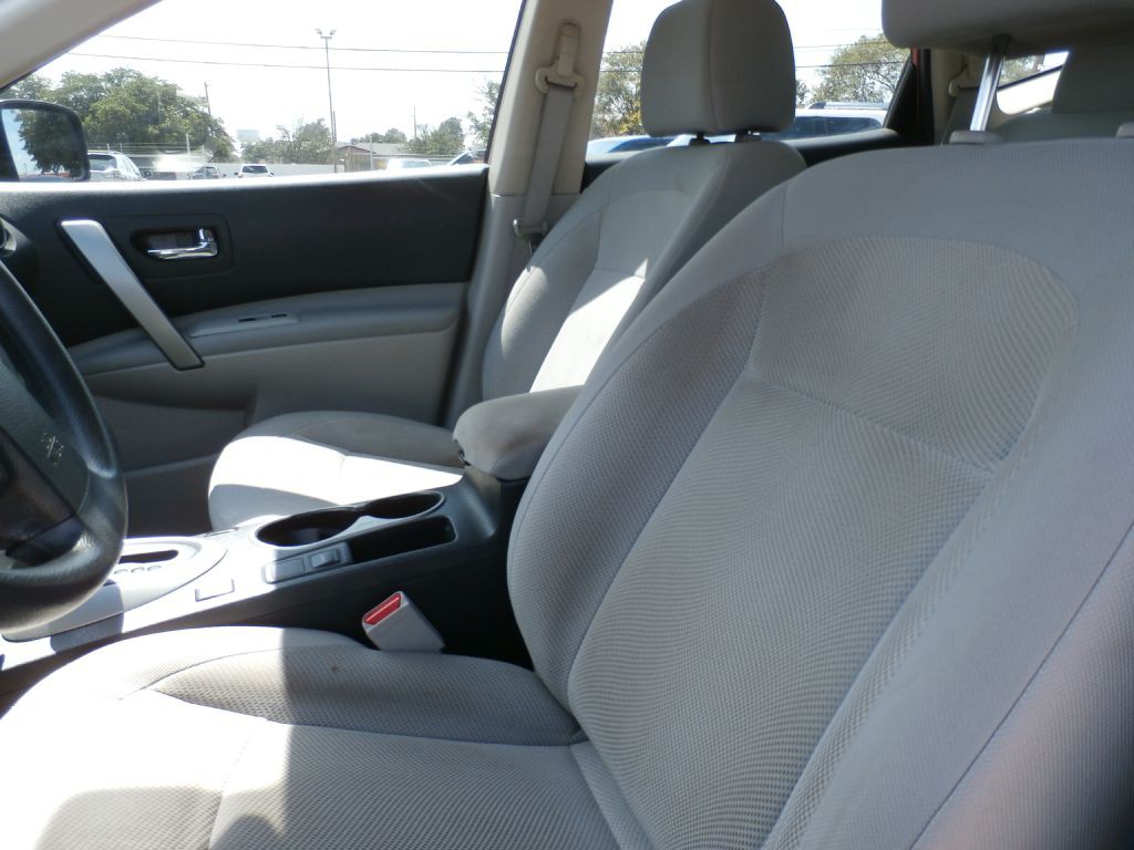 2012 Nissan Rogue Image 8