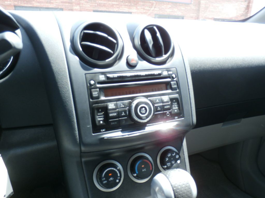 2012 Nissan Rogue Image 9