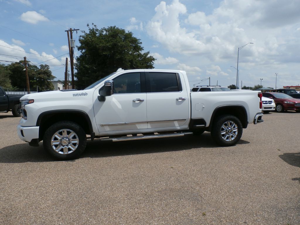 2024 Chevrolet Silverado 1500 Image 1