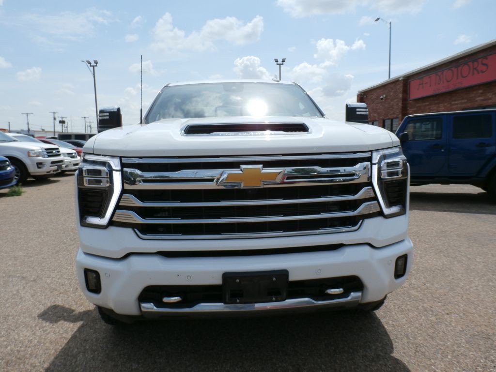 2024 Chevrolet Silverado 1500 Image 2