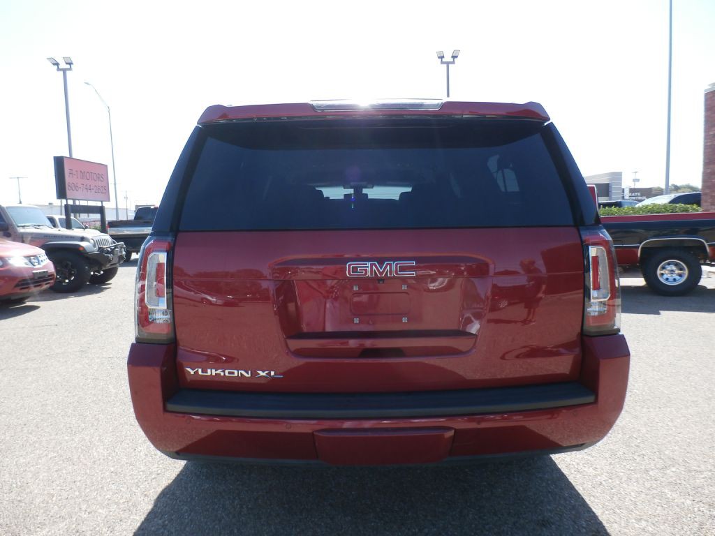 2015 GMC Yukon Image 4