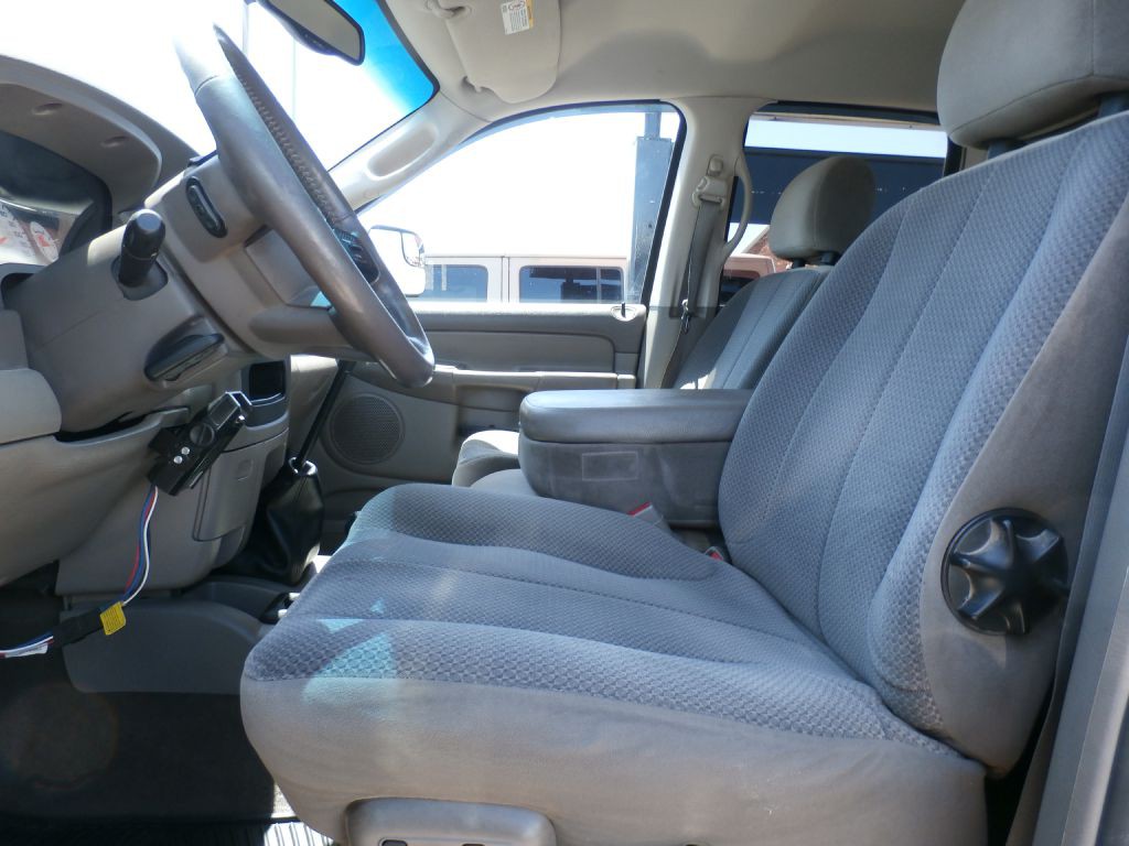 2005 Dodge Ram 2500 Image 7
