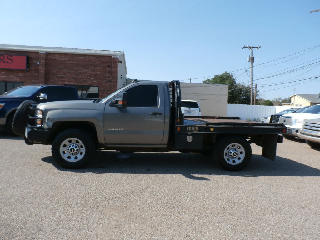 2017 Chevrolet Silverado 1500 Image 3