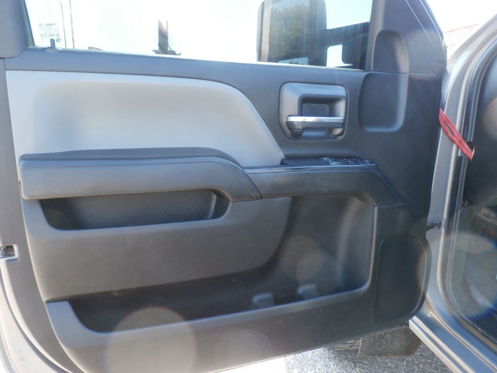 2017 Chevrolet Silverado 1500 Image 5