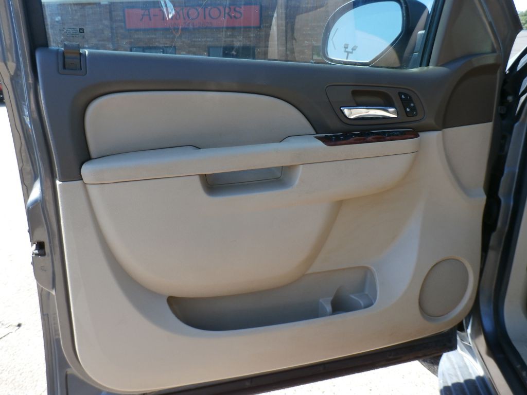 2012 Chevrolet Tahoe Image 8