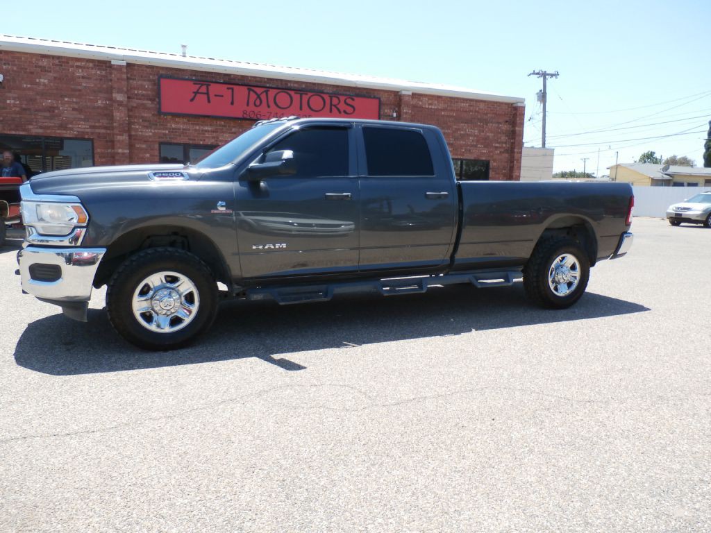 2019 RAM 2500 Image 3