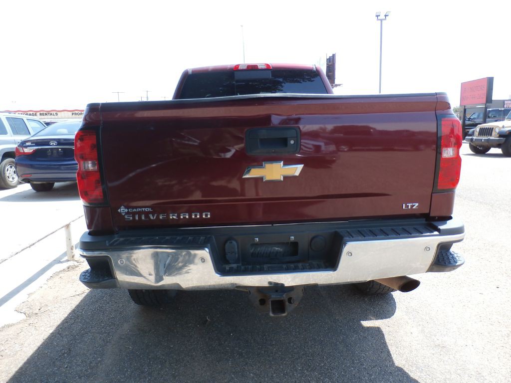 2017 Chevrolet Silverado 1500 Image 4