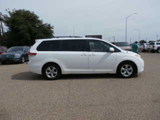 Image for 2011 Toyota Sienna LE 8-PASSENGER ID: 6766411