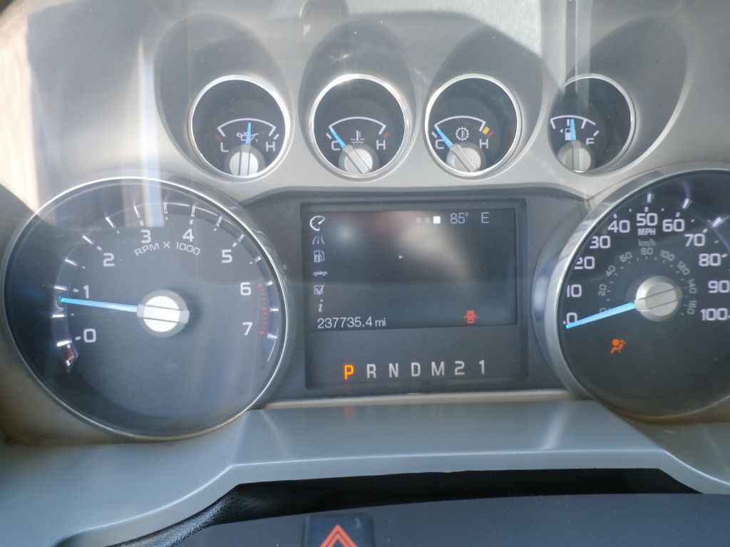 2016 Ford F-250 Image 9
