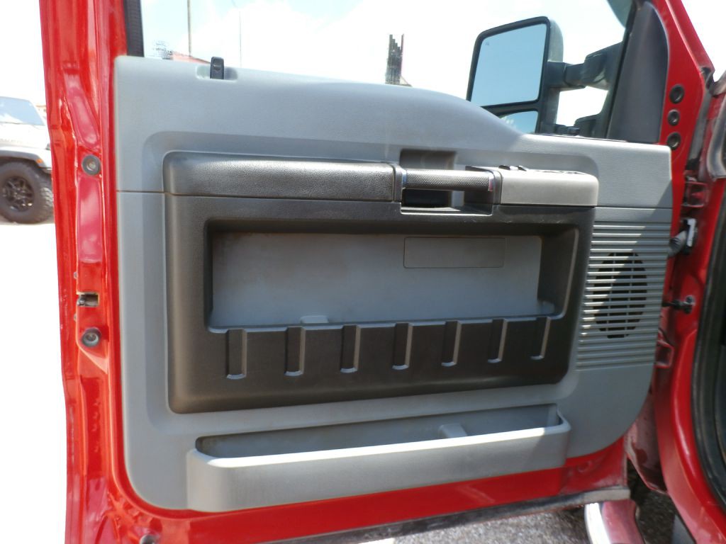 2016 Ford F-250 Image 6