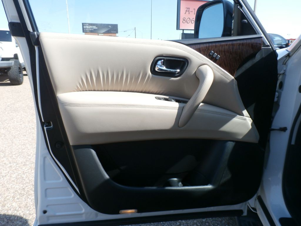 2018 Nissan Armada Image 8