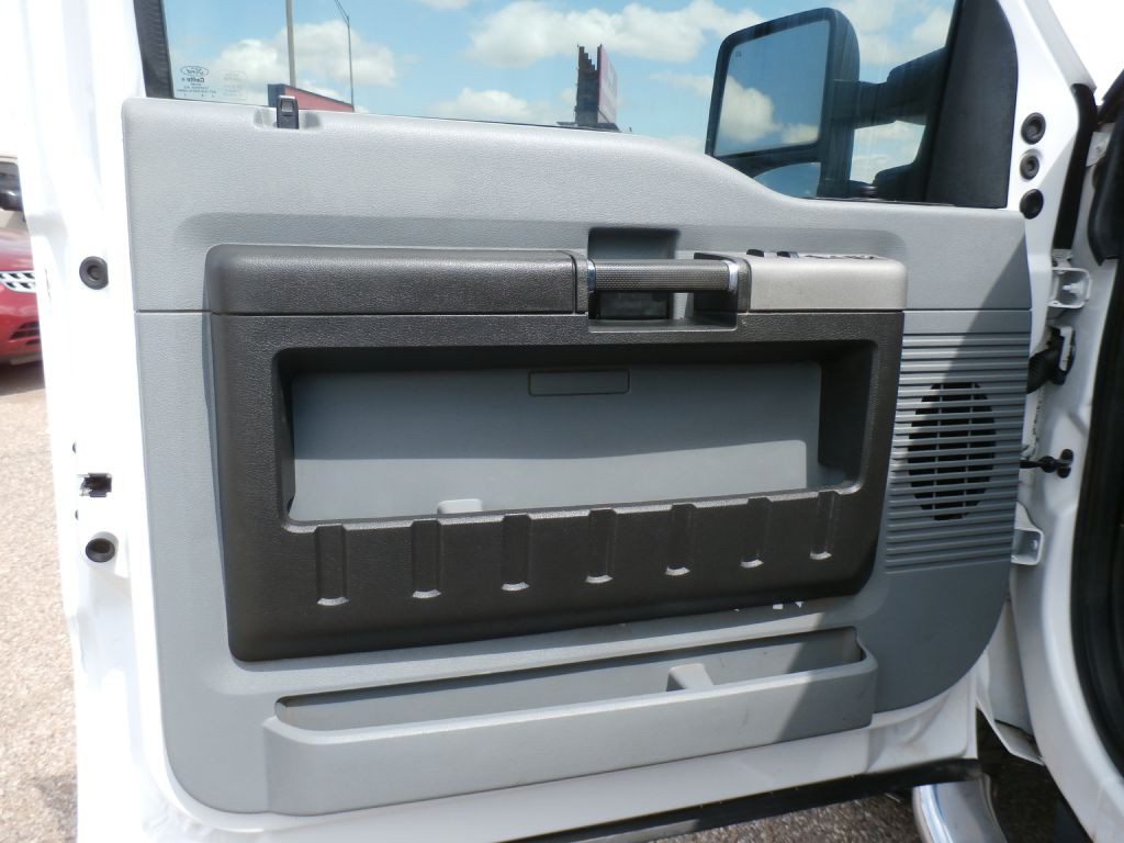 2015 Ford F-250 Image 6