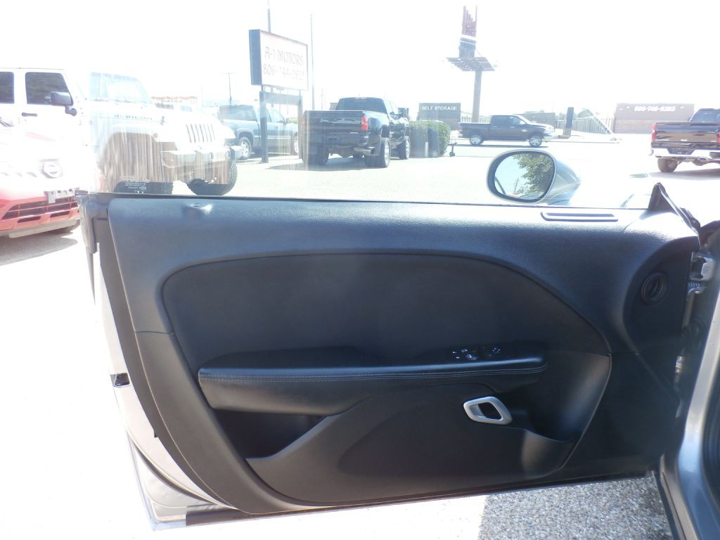 2015 Dodge Challenger Image 5