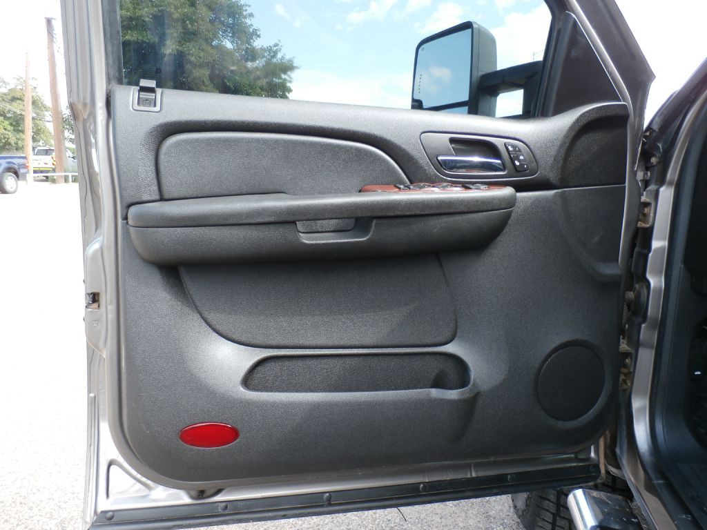 2012 GMC Sierra Image 8