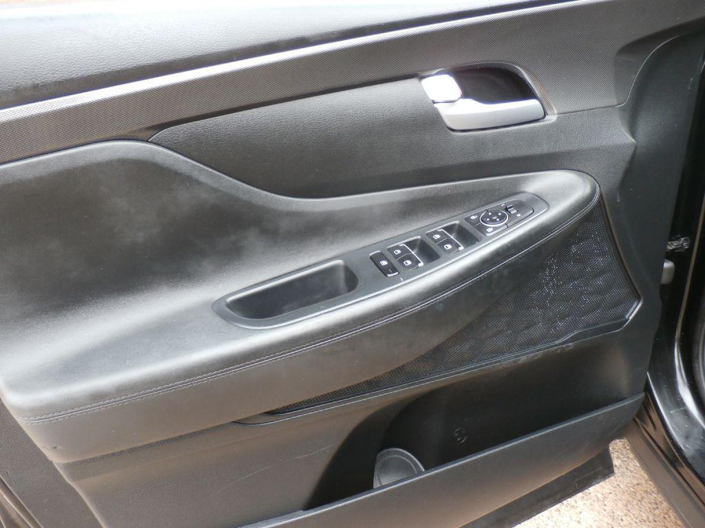 2021 Hyundai Santa Fe Image 7