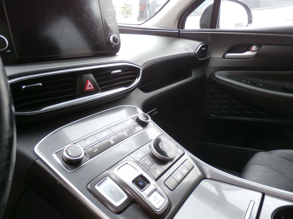 2021 Hyundai Santa Fe Image 8