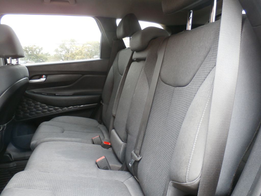 2021 Hyundai Santa Fe Image 6