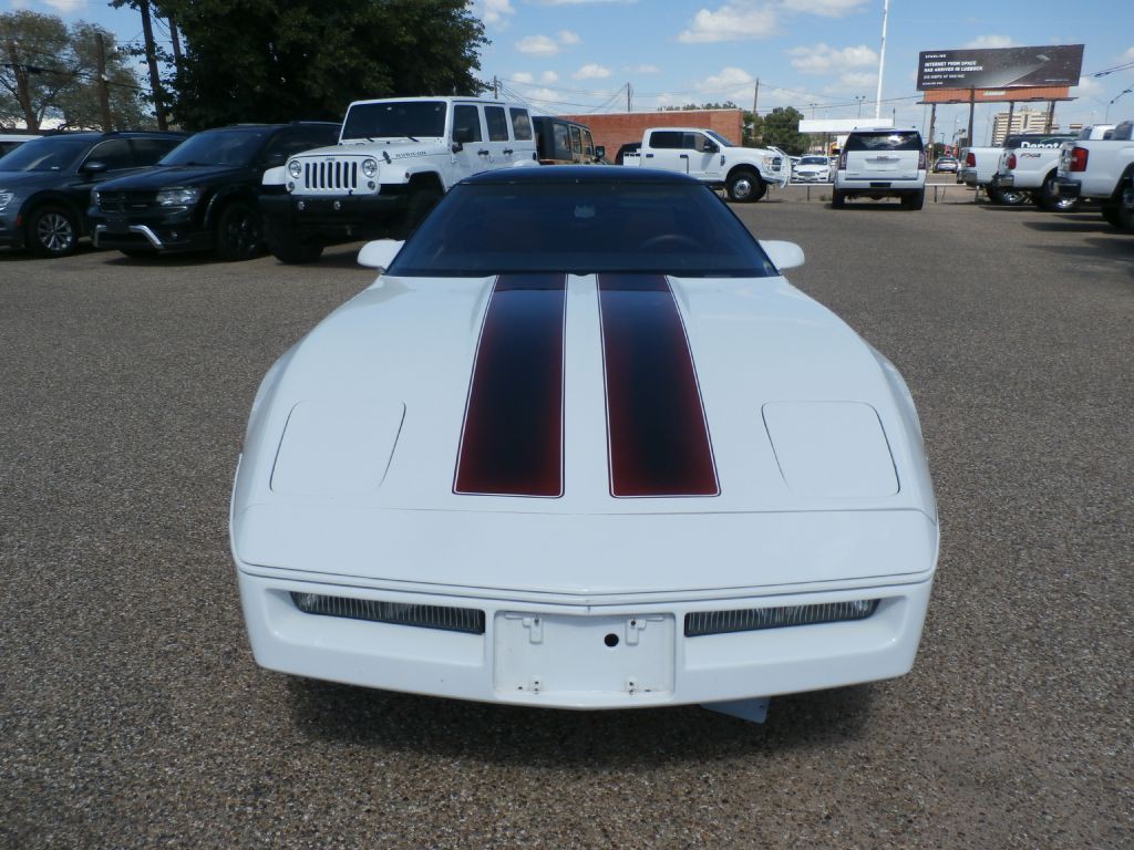 1987 Chevrolet Corvette Image 2