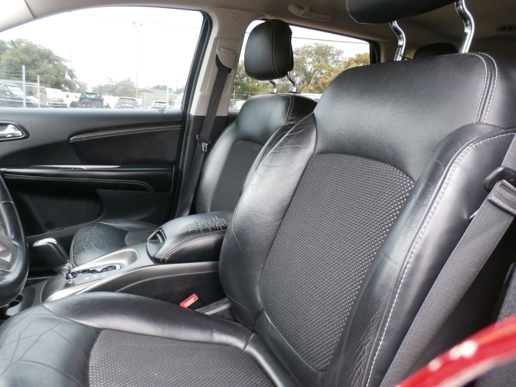 2015 Dodge Journey Image 9