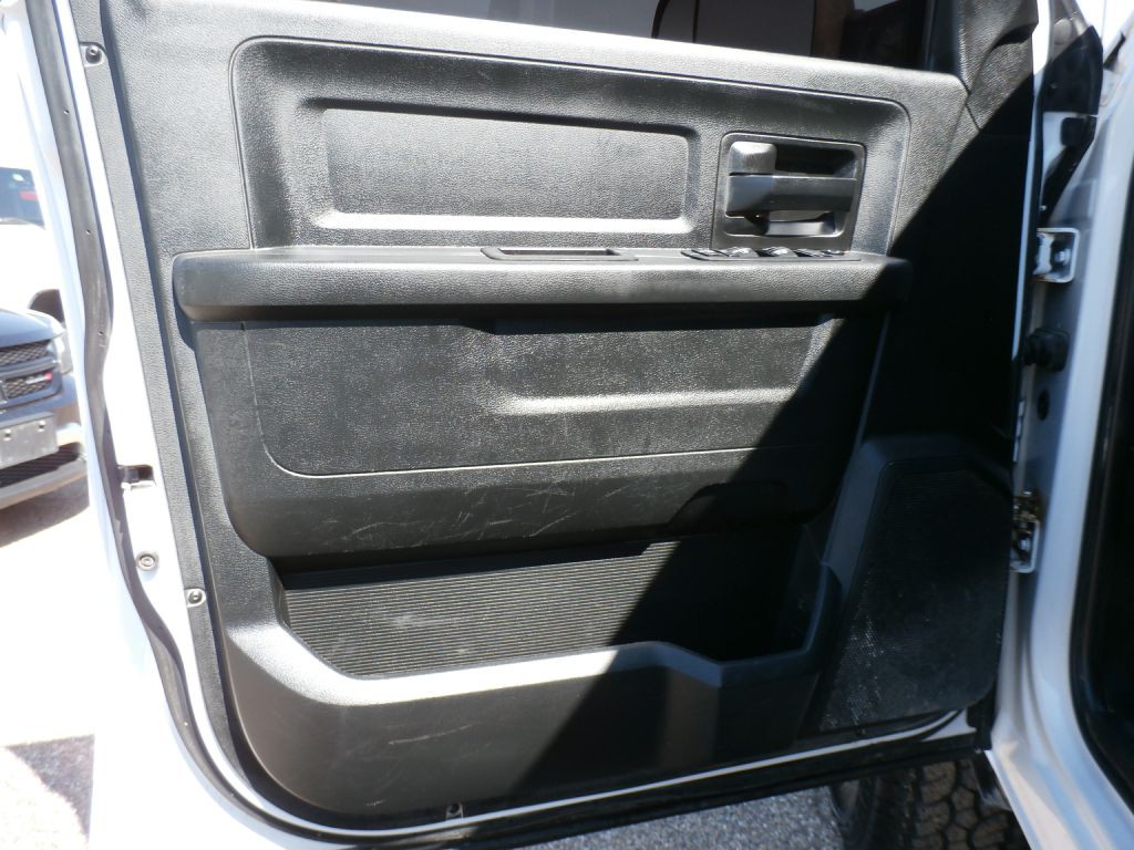 2020 RAM 3500 Image 6