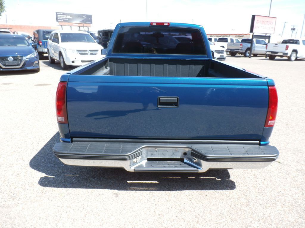 1997 Chevrolet C/K Image 4