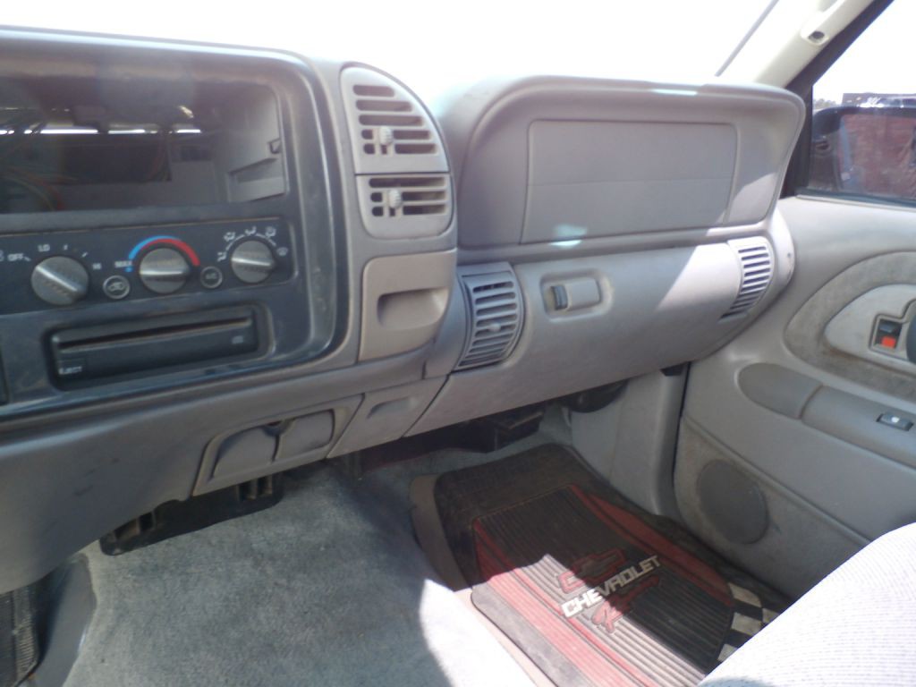 1997 Chevrolet C/K Image 7