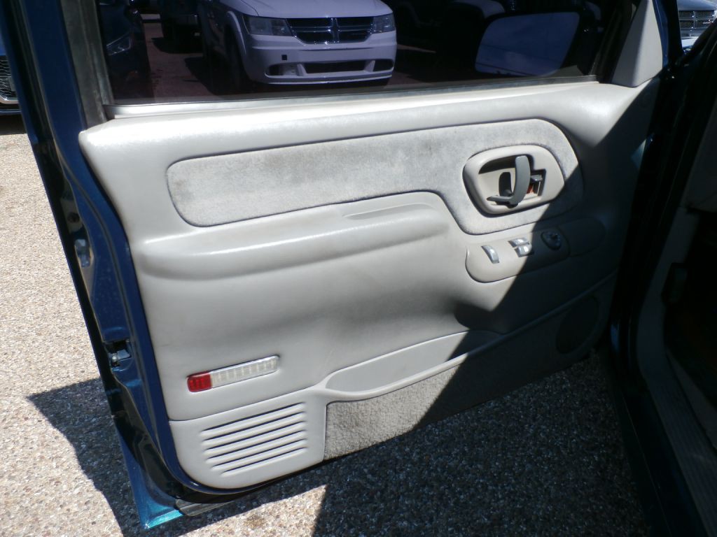 1997 Chevrolet C/K Image 5