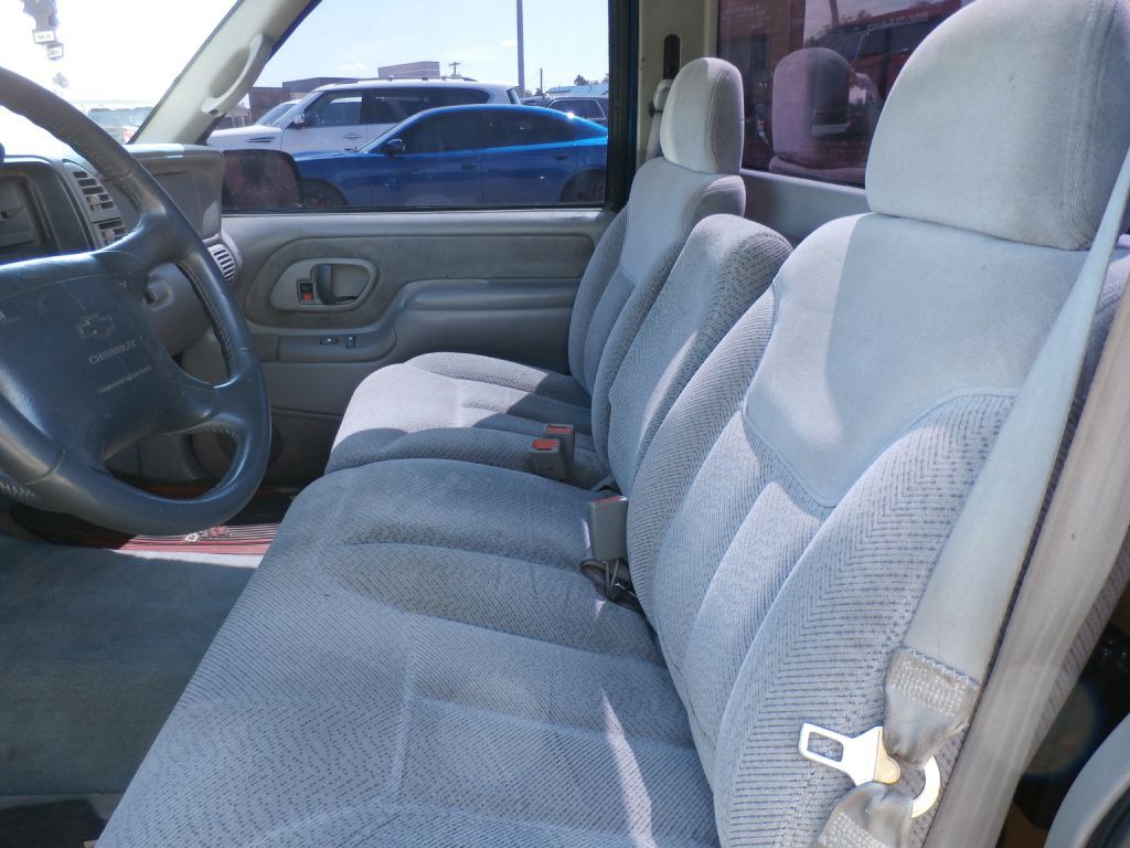 1997 Chevrolet C/K Image 6