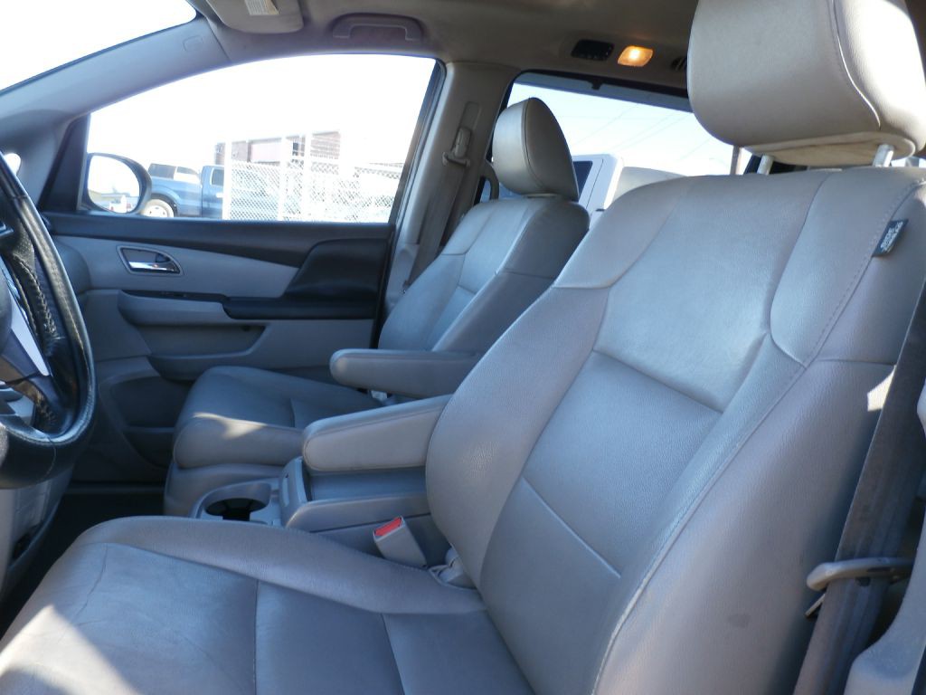 2014 Honda Odyssey Image 9