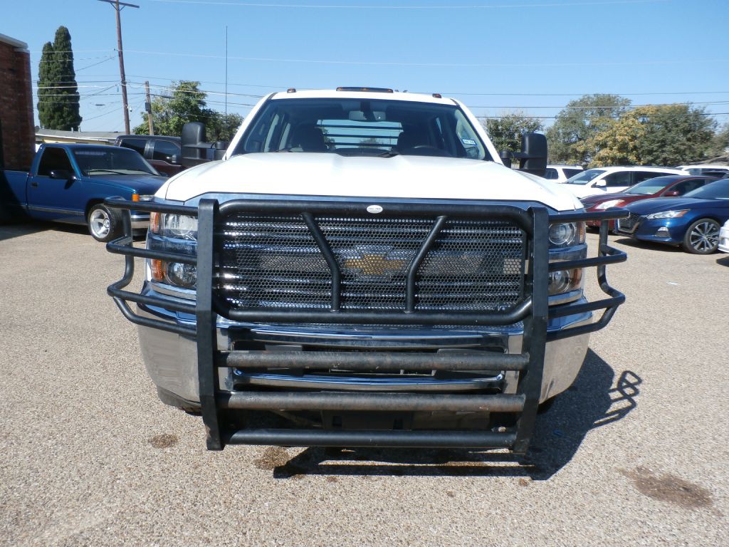 2015 Chevrolet Silverado 1500 Image 2