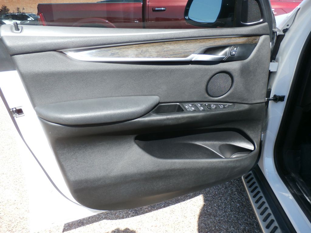 2017 BMW X5 Image 7
