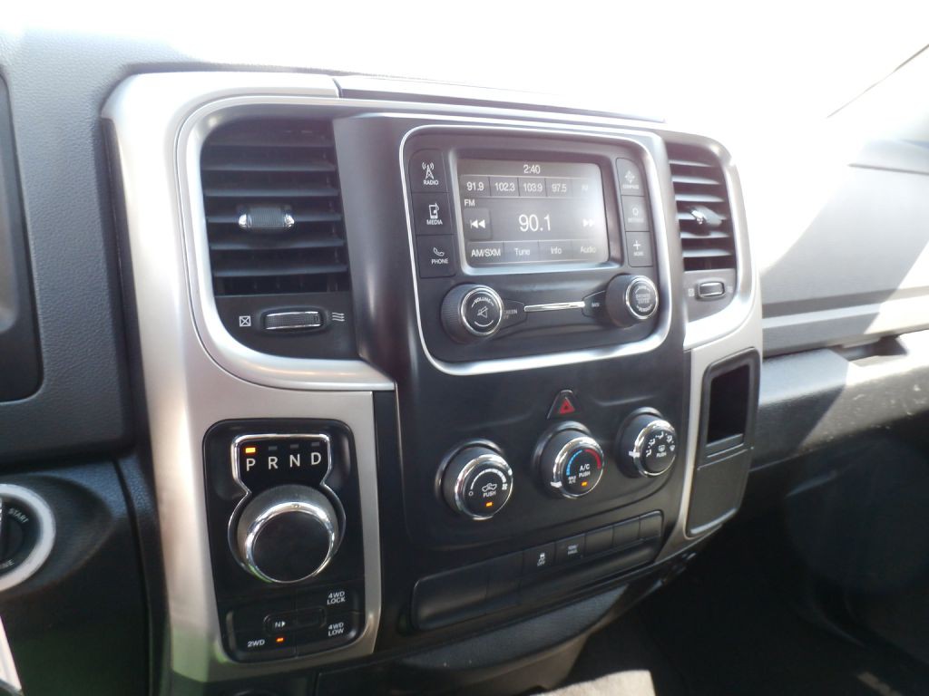2017 RAM 1500 Image 5