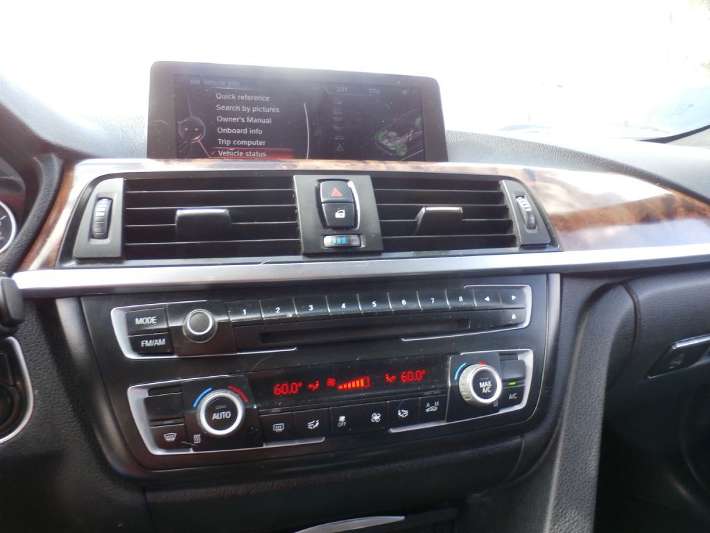 2014 BMW 3 Series Image 8