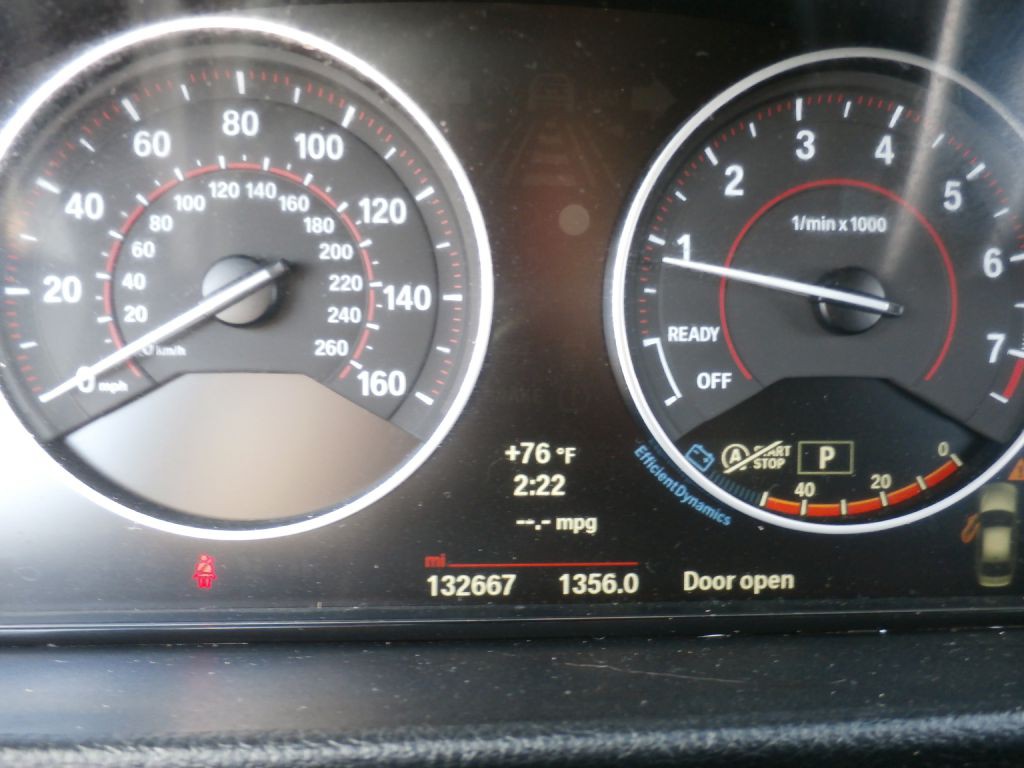 2014 BMW 3 Series Image 9