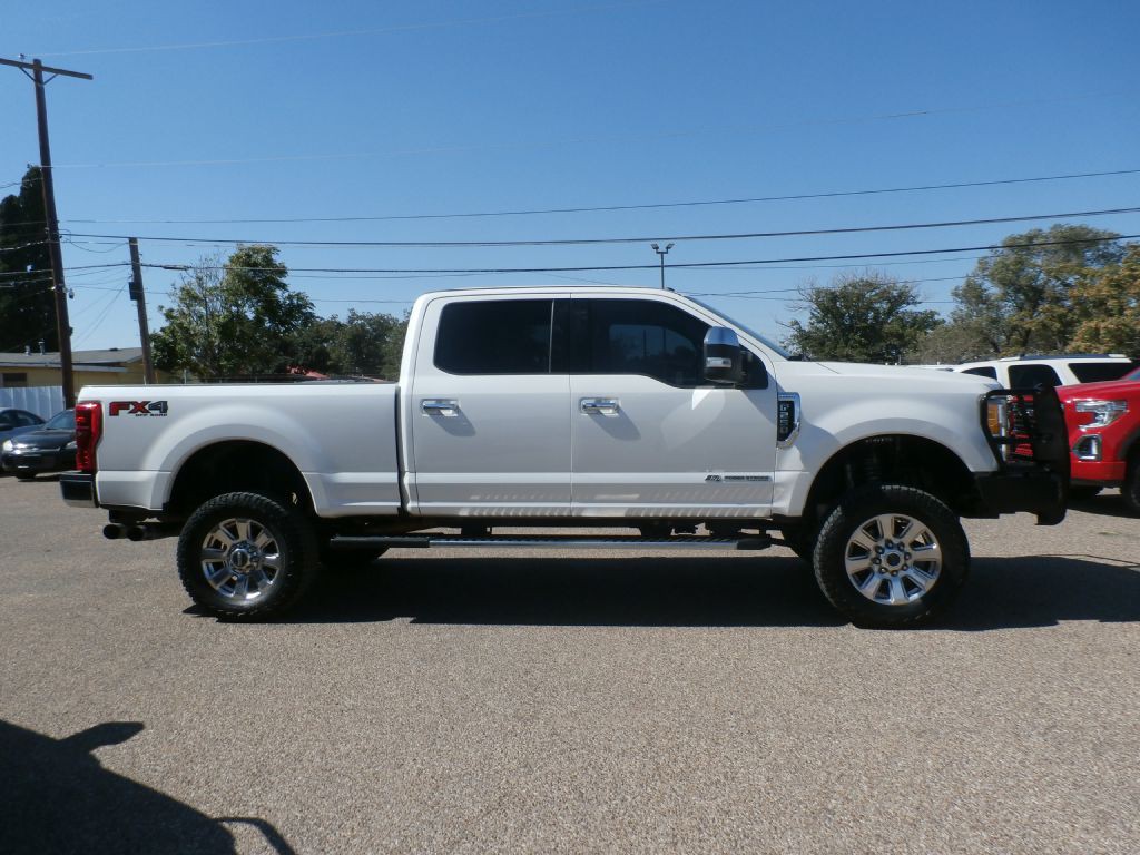 2017 Ford F-250 Image 1