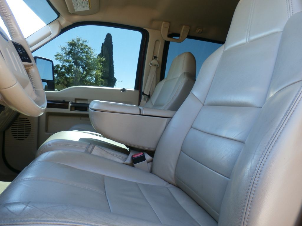 2009 Ford F-250 Image 7