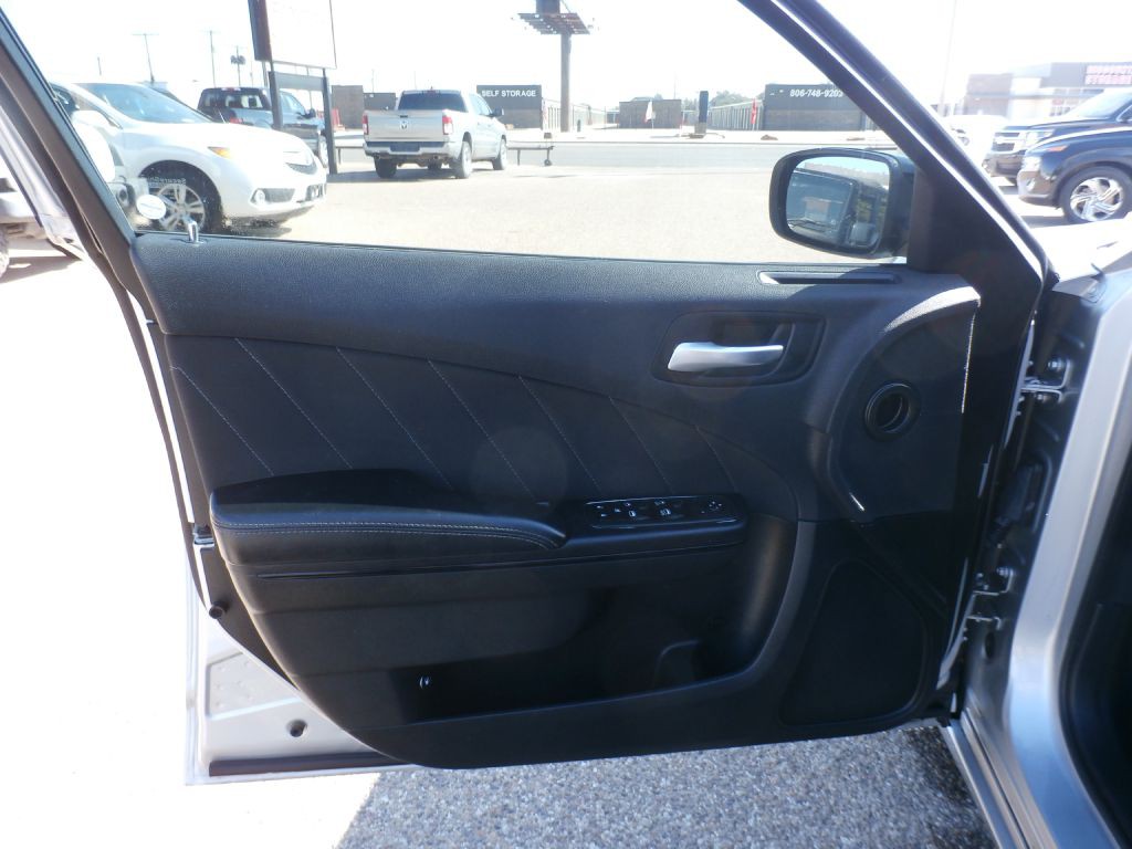 2019 Dodge Charger Image 6