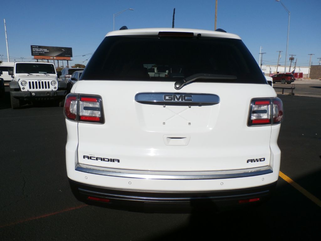 2016 GMC Acadia Image 4