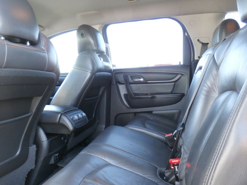 2016 GMC Acadia Image 7