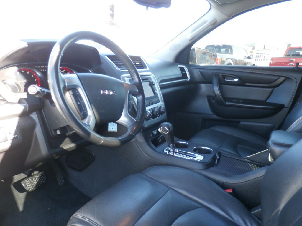 2016 GMC Acadia Image 9