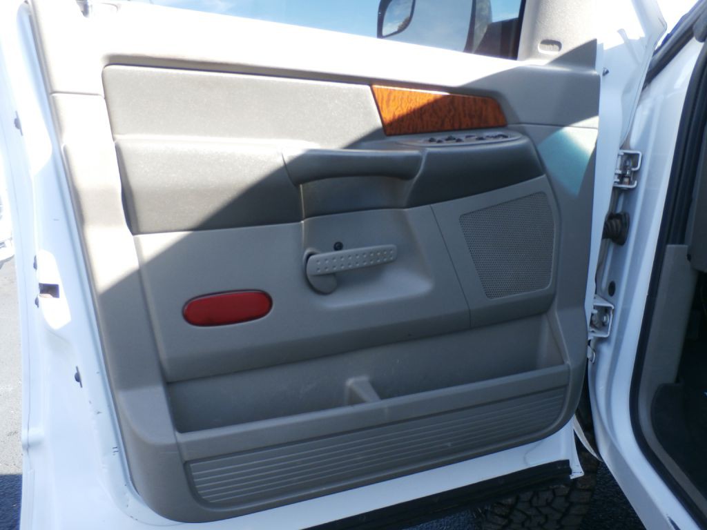 2006 Dodge Ram 3500 Image 6