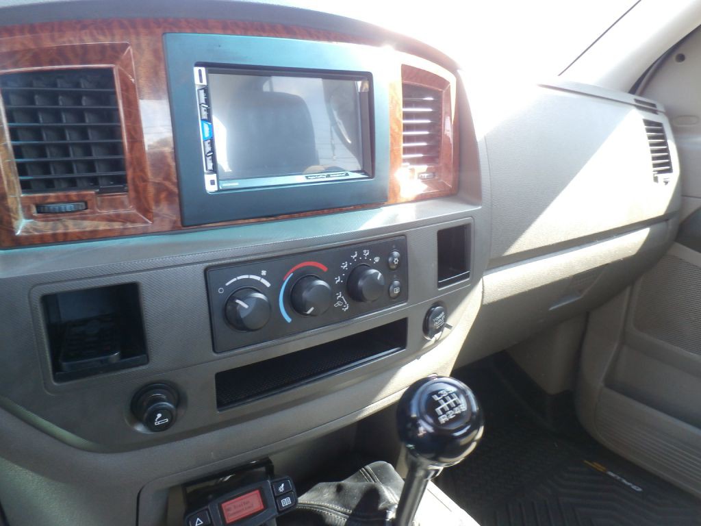 2006 Dodge Ram 3500 Image 8